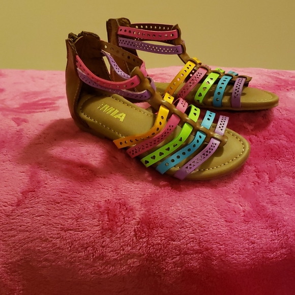 Mia girls sandals - Picture 1 of 3